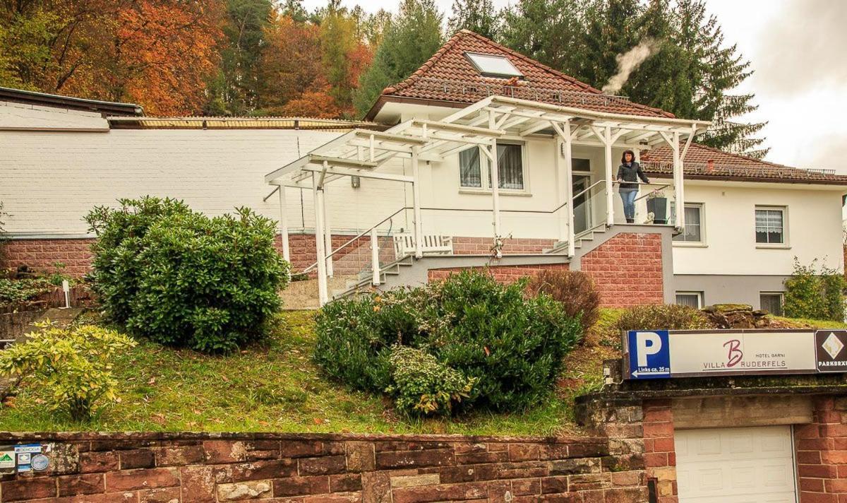 Villa Bruderfels, Garni Rodalben Eksteriør bilde
